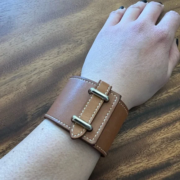 Hermes Izy Leather Bracelet - Picture 10 of 11